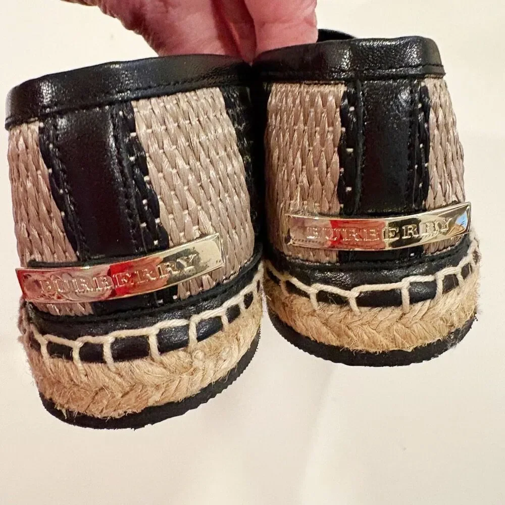 Burberry Two Tone Striped Raffia Hodgeson Espadrilles Size 37 US 6.5